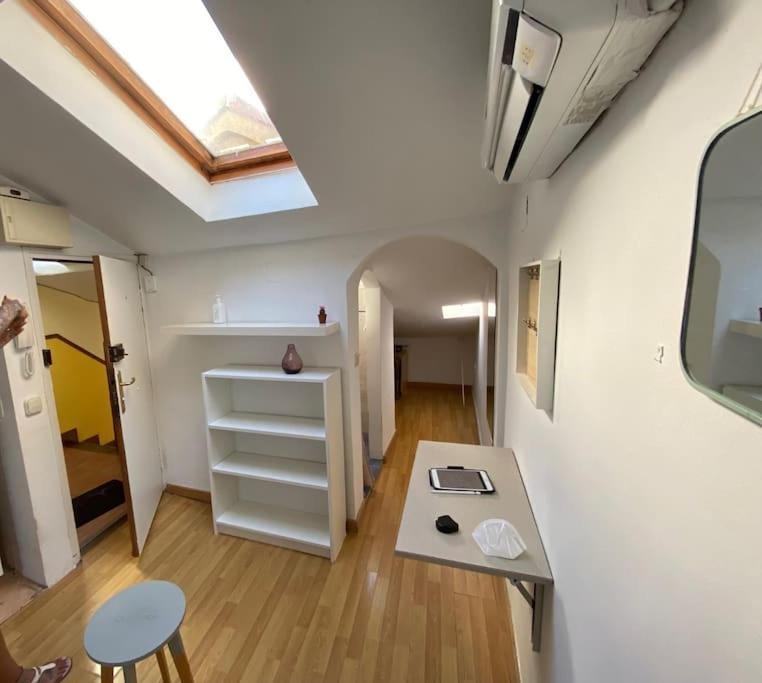 San Bernabe, Apartamento Para 2 En Las Vistillas Junto A Metro Puerta De Toledo Мадрид Екстер'єр фото